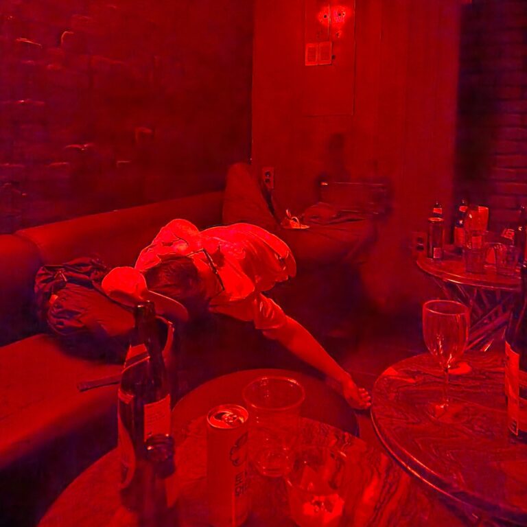 Rave Underground Invites: LOBOTOME         [HOST: Rave Underground]