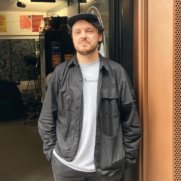 Tomb       [HOST: Tomb]