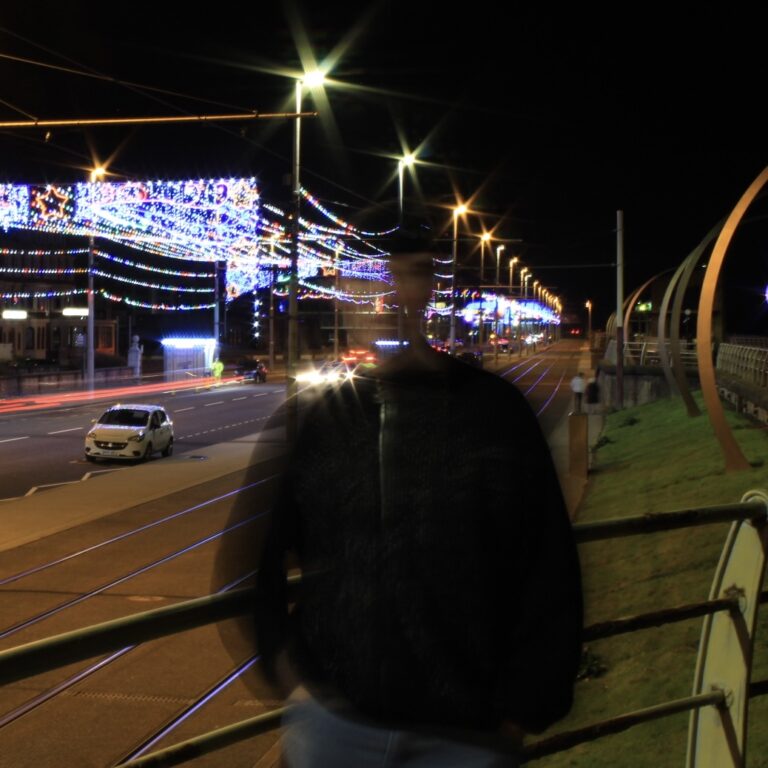 Gills (3:Step)      [HOST: Gills]