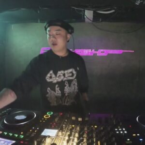 Dance Party Hits : Mokhzolla @ Cakeshop        [HOST: VISLA FM]