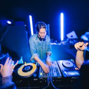 Jinwook         [HOST: Jinwook]