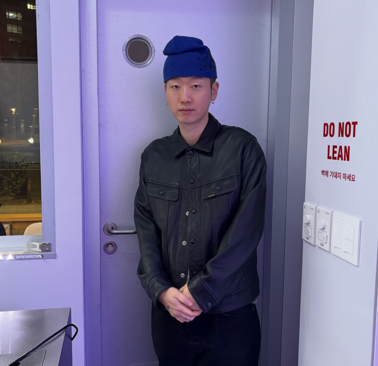 DJ co.kr                  [HOST: DJ co.kr]