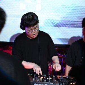 lml show w/ ky0ku70        [HOST: lazyNEET]