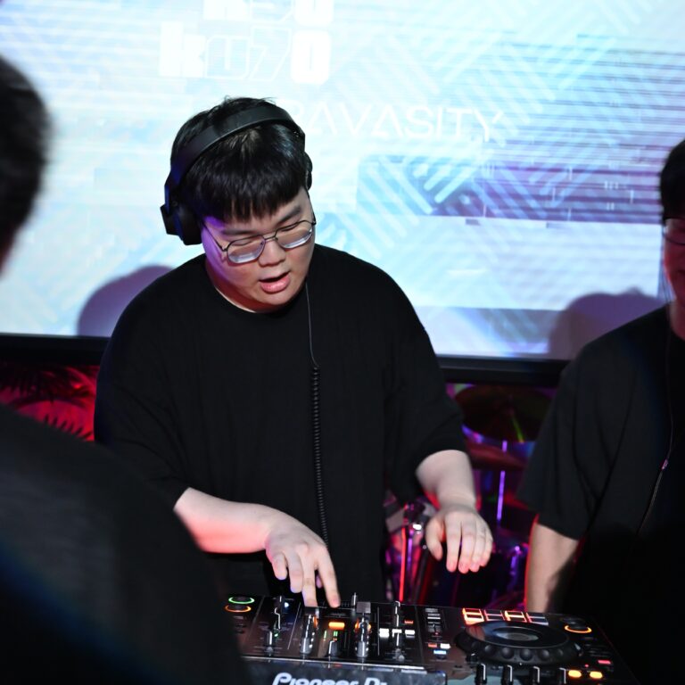 lml show w/ ky0ku70        [HOST: lazyNEET]