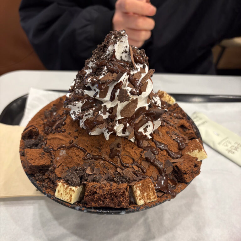 4pm sweat invites jelly           [HOST: ionne]