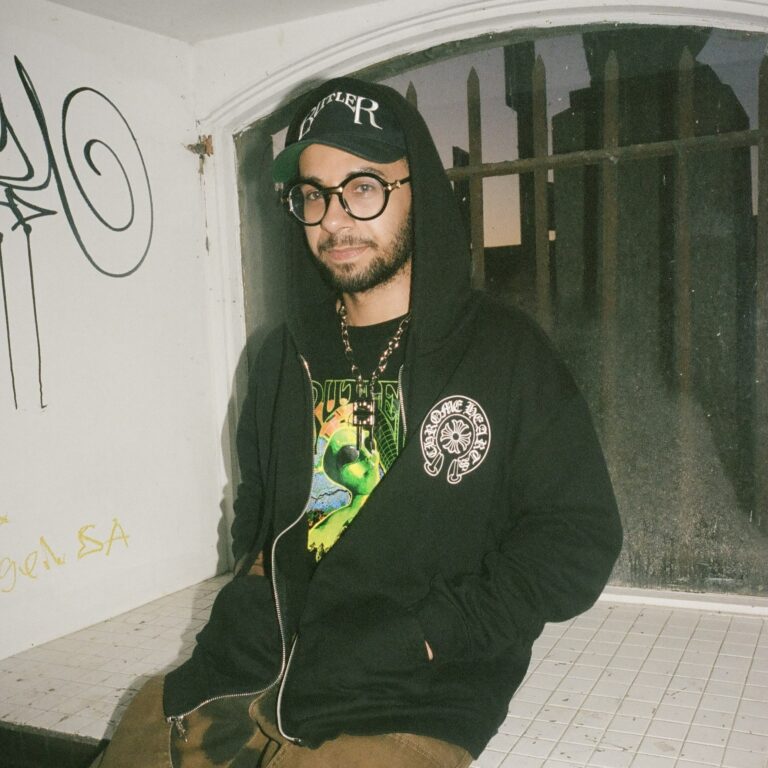 DJ SWISHA         [HOST: DJ SWISHA]